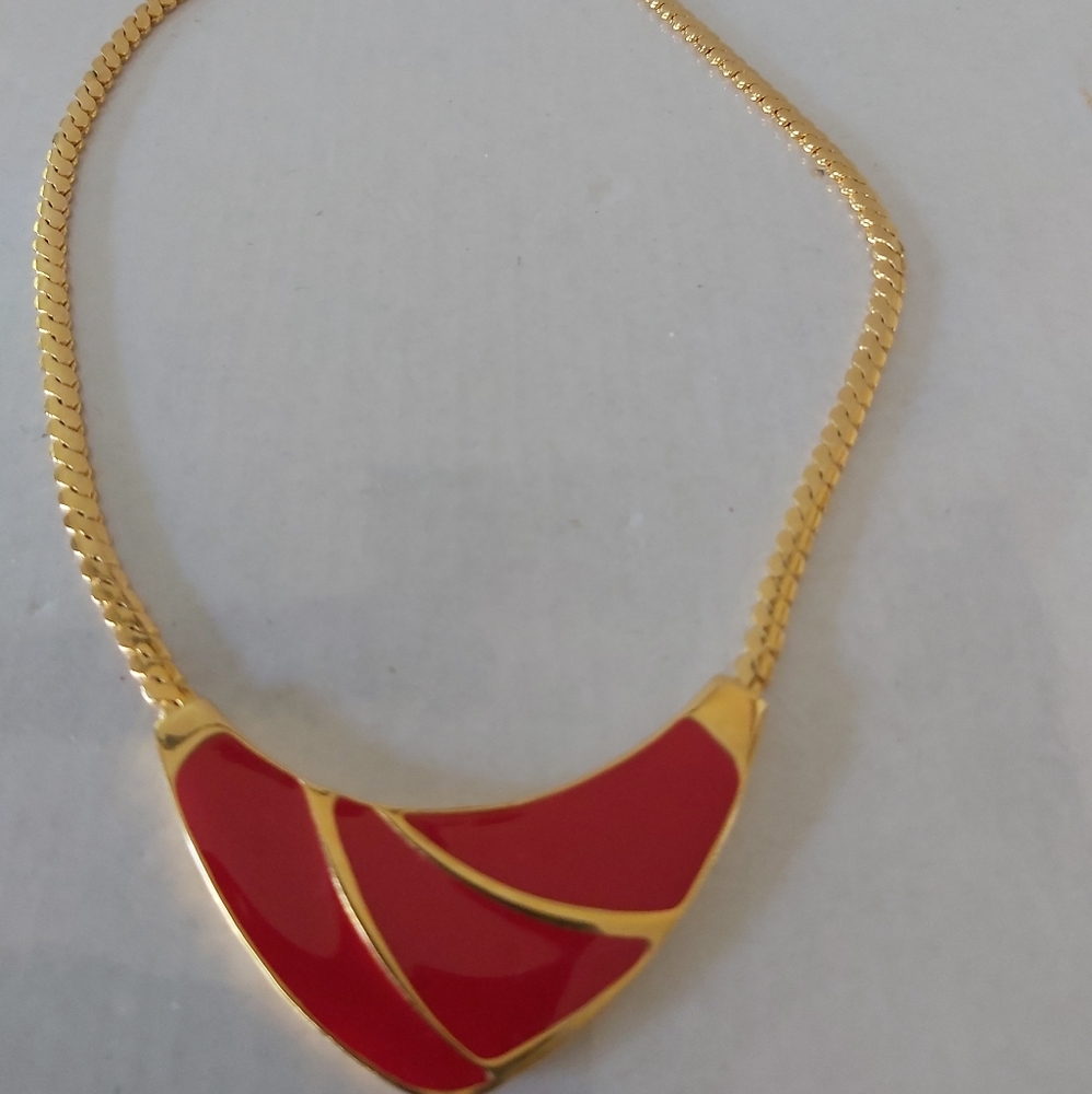 Vintage Golden + Red Necklace **VERY CHIC**